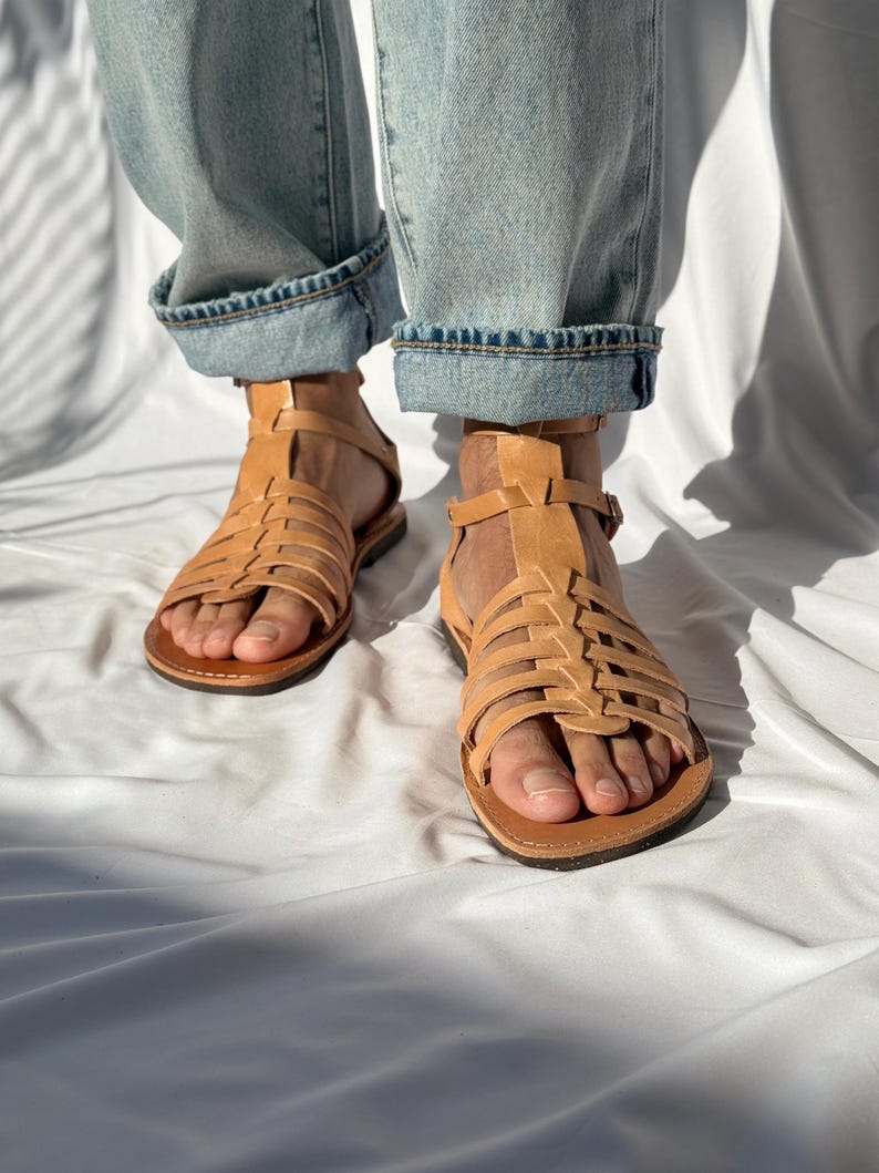 Sandalias gladiadoras para hombre, sandalias para hombre, sandalias marrones para hombre, zapatos griegos de verano, regalo para él. imagen 5