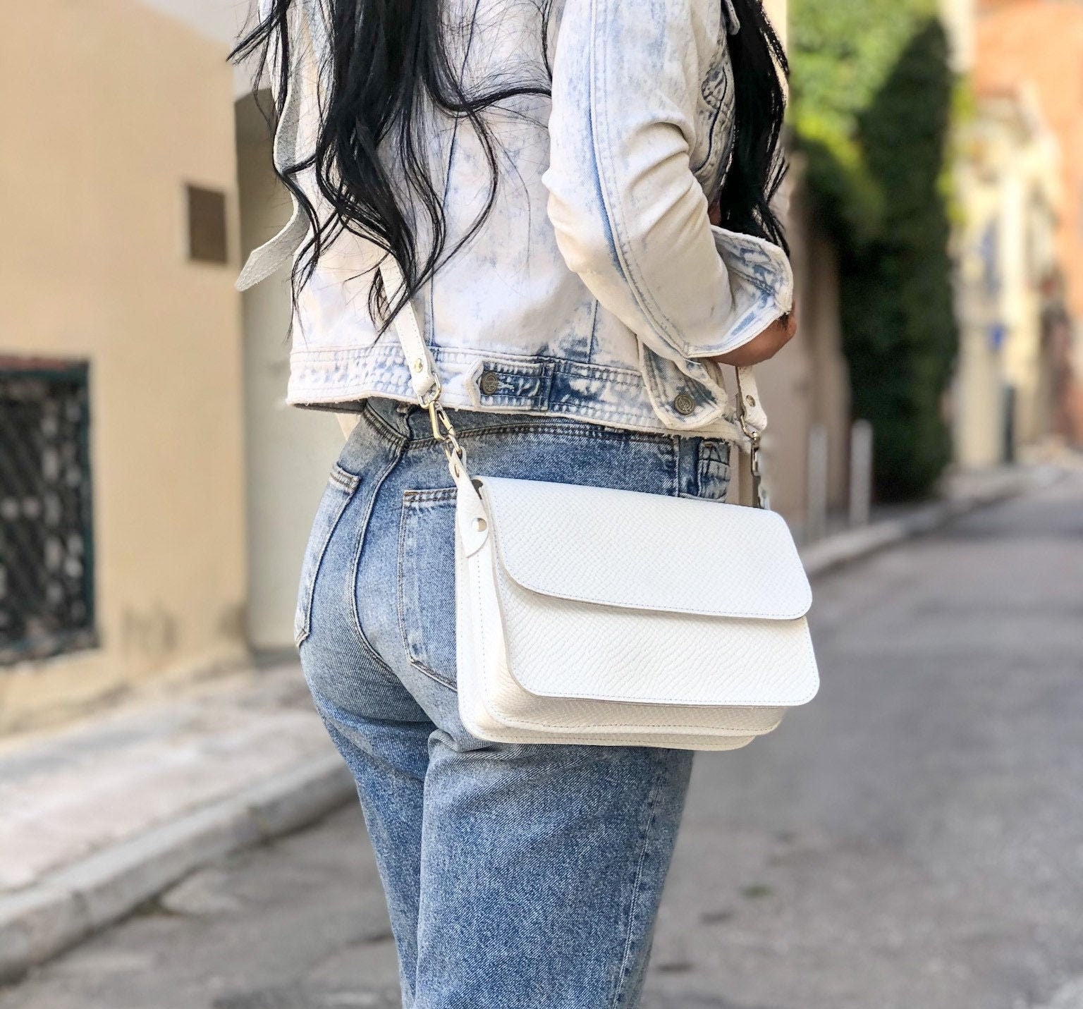 crossbody bag outfit