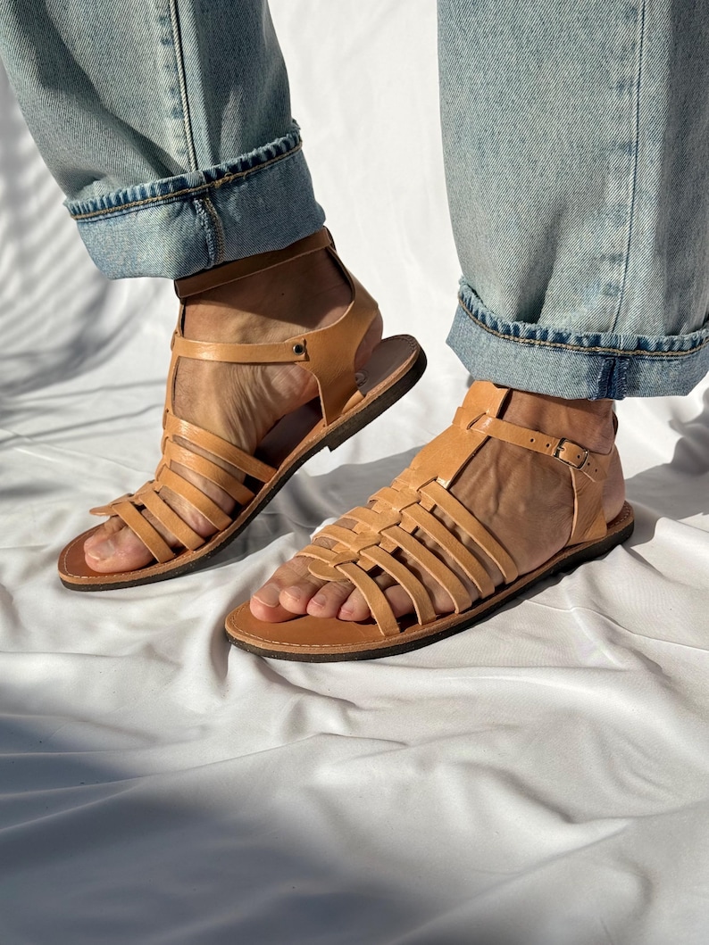 Sandalias gladiadoras para hombre, sandalias para hombre, sandalias marrones para hombre, zapatos griegos de verano, regalo para él. imagen 6