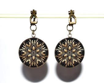 Bronze clip earrings with synthetic cabochons