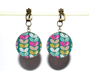 Pendientes de bronce con cabujones de resina *Hojas multicolores*