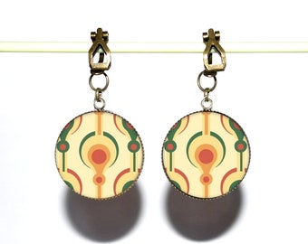 Bronze clip earrings with synthetic cabochons