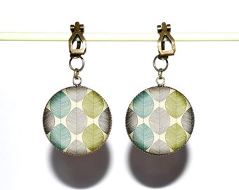 Bronze clip earrings with synthetic cabochons