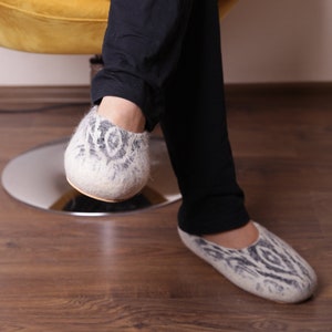 Slippers Handmade Merino Wool Warm Felt Slip-On Shoes Balck and White Ikat Kyrgyzstan