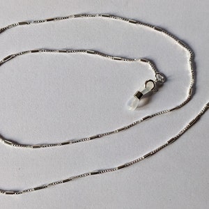 Kingfisher - silver-coloured spectacle/sunglass chain.