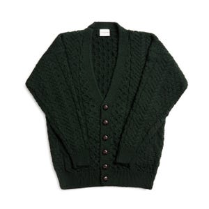 Irischer traditioneller Aran-Cardigan | 100% Merinowolle | Unisex Waldgrün | Hergestellt in Irland