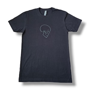 The Pirate Outfitters Jolly Roger T-Shirt Regular Fit T-Shirt