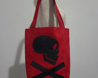 The Wanderer Artista Series Pirate Skull and Crossbones Tote Bag Gator and Crimson Suede