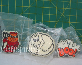 3 vintage Hallmark Halloween lapel pins