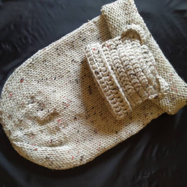 BONNET + COCON ou chaussette d'emmaillotage bébé