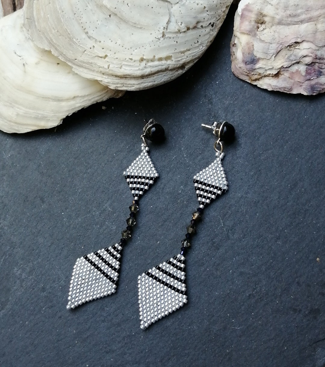 Pendientes De Estilo Bohemio Metal Flor De Aceite Para Mujer Lujo Ligero Patrón Europeo Y Americano