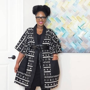African Clothing For Women Plus Size Black and White Ankara Top with POCKETS Oversized Kimono Mudcloth Poncho Boho Top Loose Fit image 5
