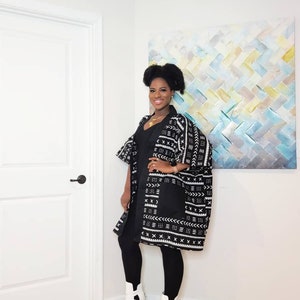 African Clothing For Women Plus Size Black and White Ankara Top with POCKETS Oversized Kimono Mudcloth Poncho Boho Top Loose Fit image 9
