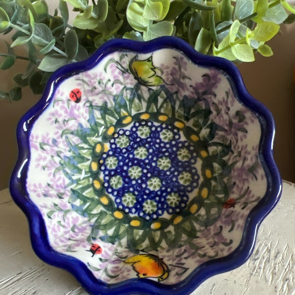 Polish Pottery scalloped bowl