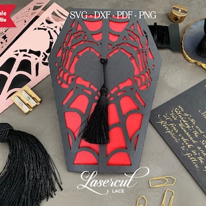 Espeluznante amor gótico tarjeta de San Valentín svg, Esqueleto manos corazón tarjeta de ataúd dxf, plantilla de ataúd gótico, invitación de boda gótica archivo cortado Halloween