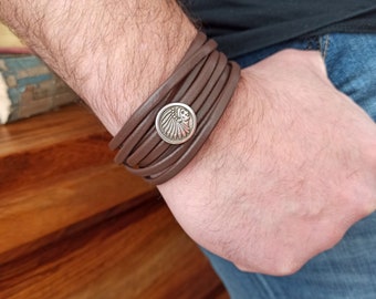 bracelet homme ou femme, cuir bleu marron, tête indien, fermoir passant, métal argenté