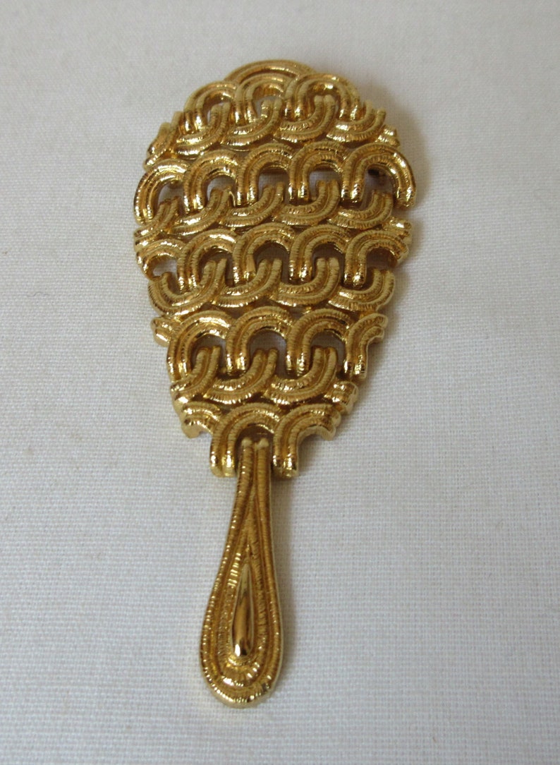 Lovely Vintage signed MONET Brooch