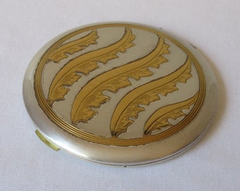 Lovely Zell vintage Compact 1950's fern accents