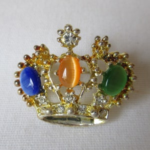 Vintage Crown Pin accented with Rhinestones and &quot;Tiger Eye&quot;!