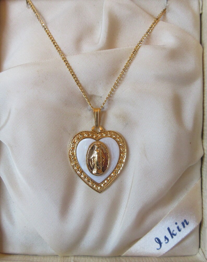 Vintage Signed Harry Iskin Virgin Mary Heart Pendant In 1 20 12k Gf