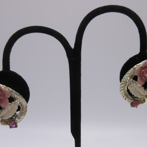 Vintage Gold Tone metal Pink Rhinestone and faux Pearls accented Clip On Earrings