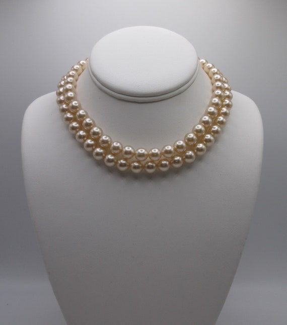 Vintage Madame Pompadour Faux Pearl Double Strand 