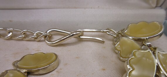 Vintage Lona Fifth Ave. Parure with Lucite Accent… - image 4