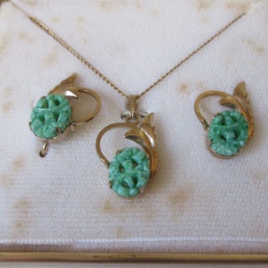 Vintage signed DeCurtis and marked 1/20 14K OVERLAY Vintage Green Molded Peking Glass Necklace and matching screw back Earrings