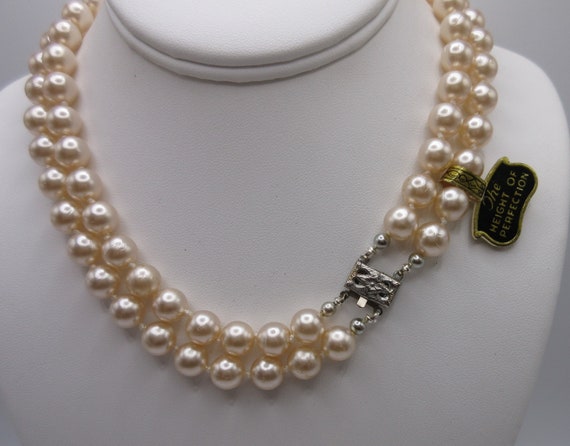 Vintage Madame Pompadour Faux Pearl Double Strand… - image 3