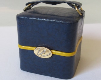 Vintage Liz Claiborne Case for jewelry or perfume