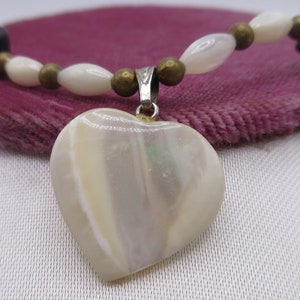 Super Cute Estate Mother of Pearl Single Strand Necklace