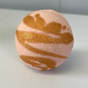 Sweet Vanilla Chai Bath Bomb