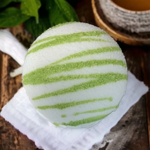 White Tea Bath Bomb