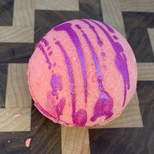 Rose Jam Bath Bomb
