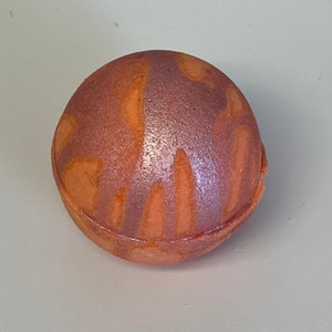Peach Bellini Bath Bomb