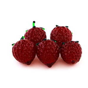 Glass strawberries - natural size - set of 5 pieces