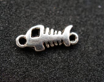 5 Fishbone connectors in silver metal