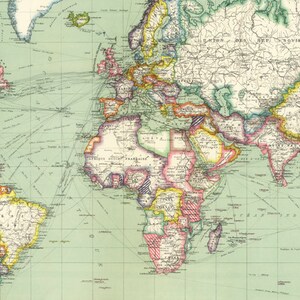 May include: A vintage world map with a green background and colored borders outlining countries. The map shows the continents of Europe, Africa, Asia, and South America. The map is printed with the text "UNION DES REP. SOVIETIQUES" in the upper right corner.