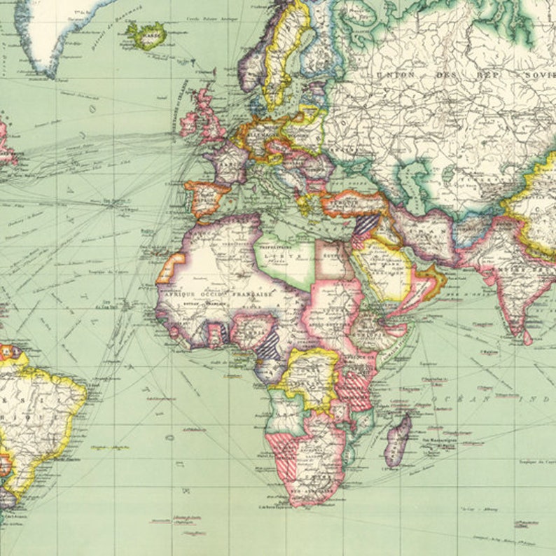 May include: A vintage world map with a green background and colored borders outlining countries. The map shows the continents of Europe, Africa, Asia, and South America. The map is printed with the text "UNION DES REP. SOVIETIQUES" in the upper right corner.