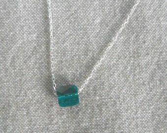 Silbernes Halsband „Mein Kristallquadrat“