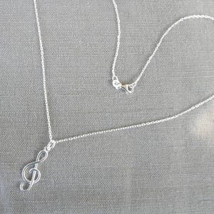 Silver choker &quot;Treble clef&quot;