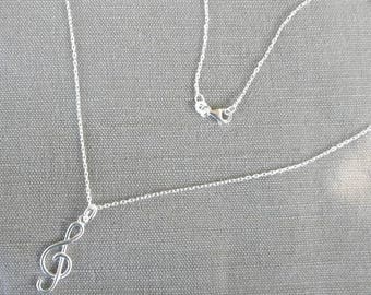 Silver choker "Treble clef"