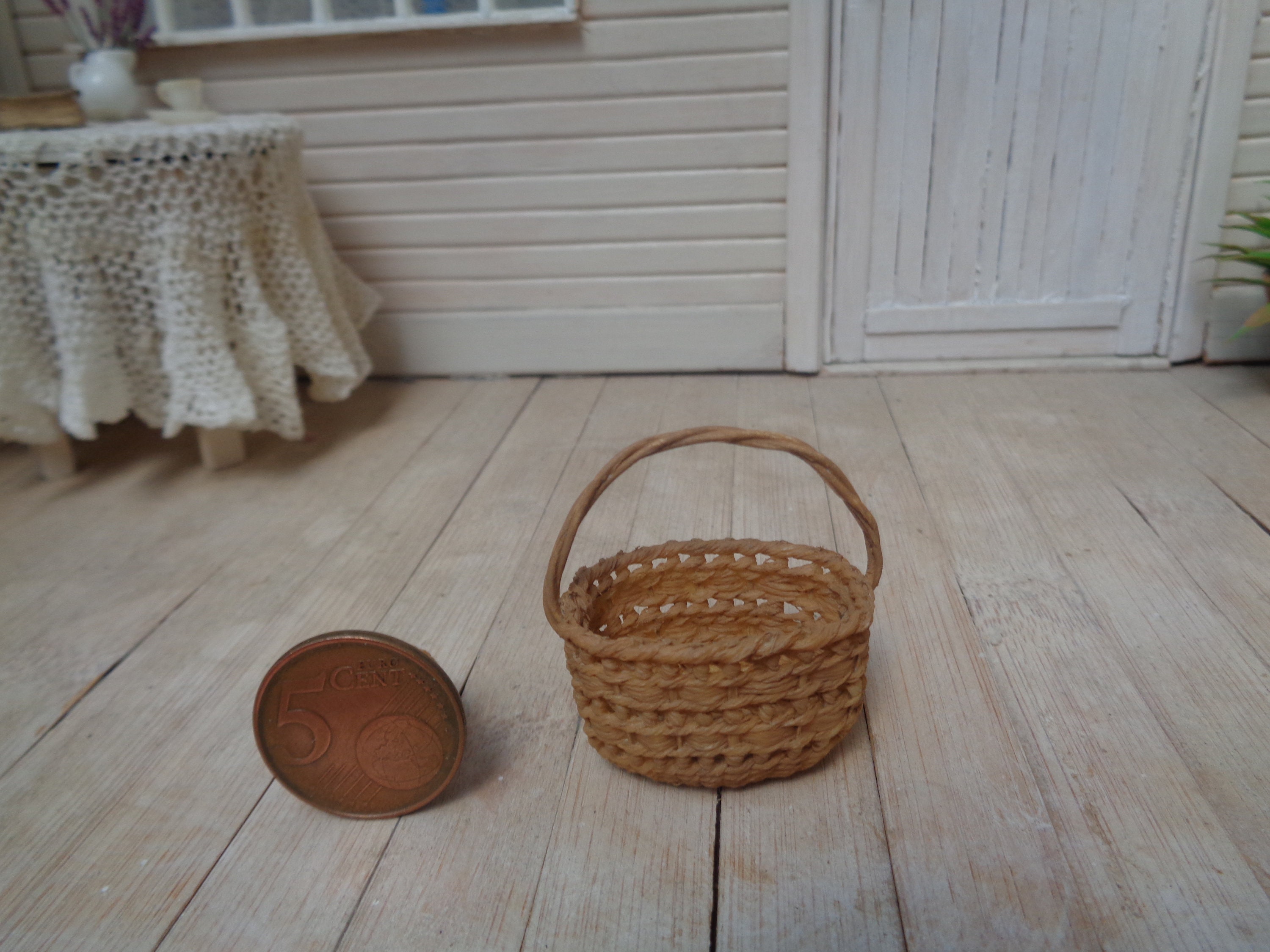 Dollhouse Miniature realistic wicker basket 112 for Etsy