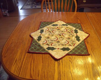 Santa's little table topper