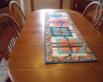 Abstract table runner