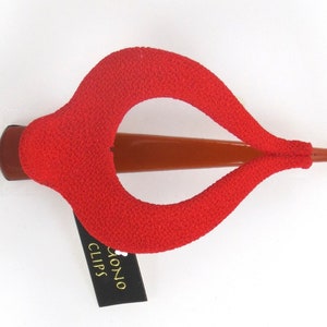 Medium Harp, Kimono Clip, Vintage Kimono, hair accessory, French Style hair clip, Chirimen fabric, Japanese fabric, red