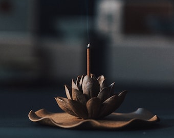 SUMMER Lotus Incense holder - Lotus Incense Burner - Meditation Yoga - Relax and Unwind - Modern Cozy Home Decor - Zen Art Pottery - Boho