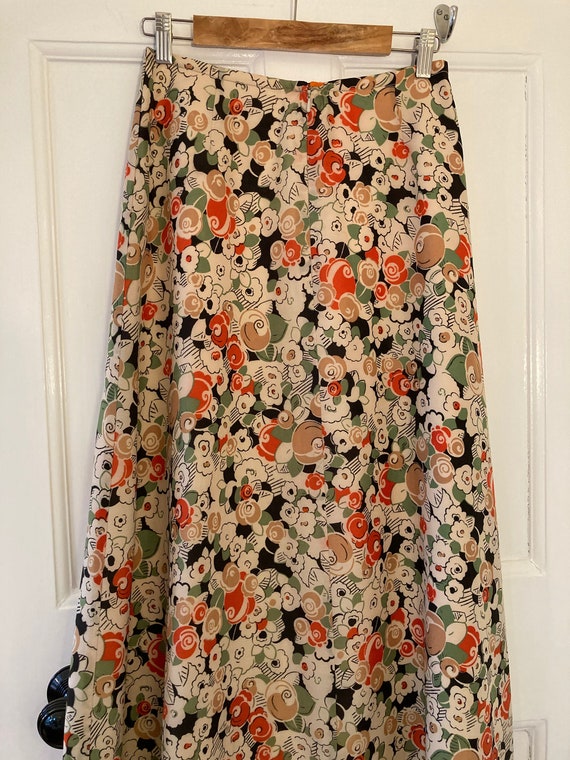 1970s folk style floral maxi skirt. Small size. - image 4