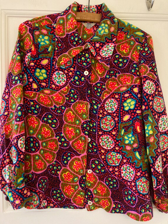 1970s psychedelic blouse