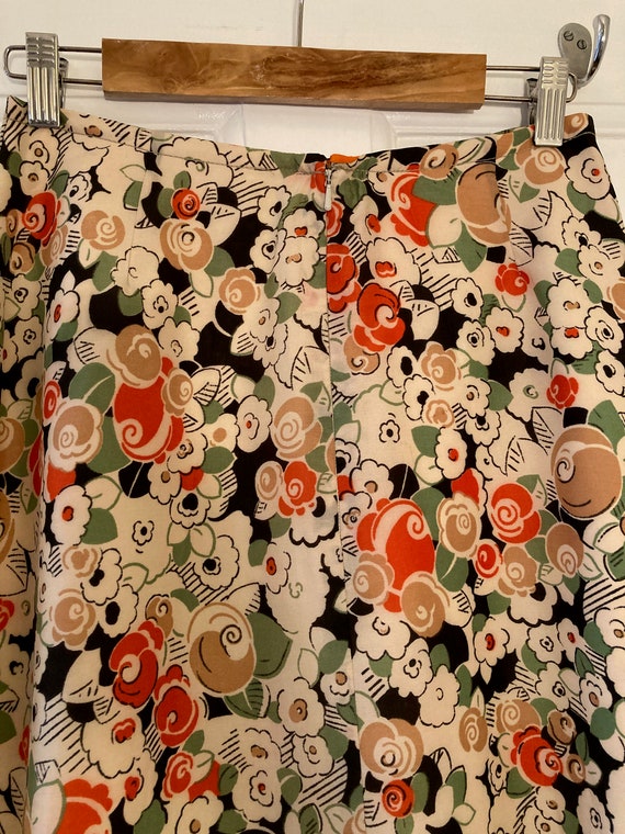 1970s folk style floral maxi skirt. Small size. - image 5